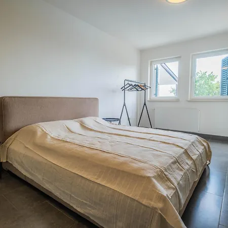 Cerovic Luxury Privacy Pet Friendly Villa