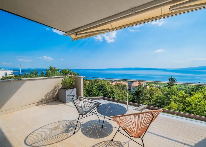 Villa Cerovic Luxury Privacy Pet Friendly Kostrena