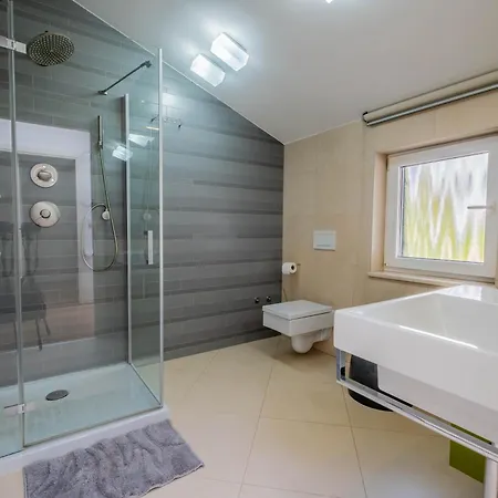Cerovic Luxury Privacy Pet Friendly Vila Kostrena